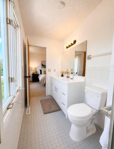 9142 Woodhall Crossing N, Brooklyn Park, MN 55443