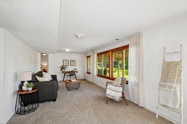 9142 Woodhall Crossing N, Brooklyn Park, MN 55443