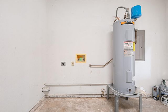 1003 Canyon Edge DR A, Austin, TX 78733