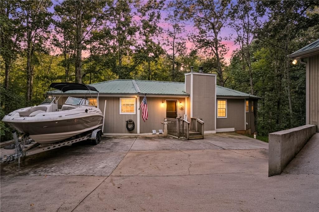 9320 Chestatee Court, Gainesville, GA 30506