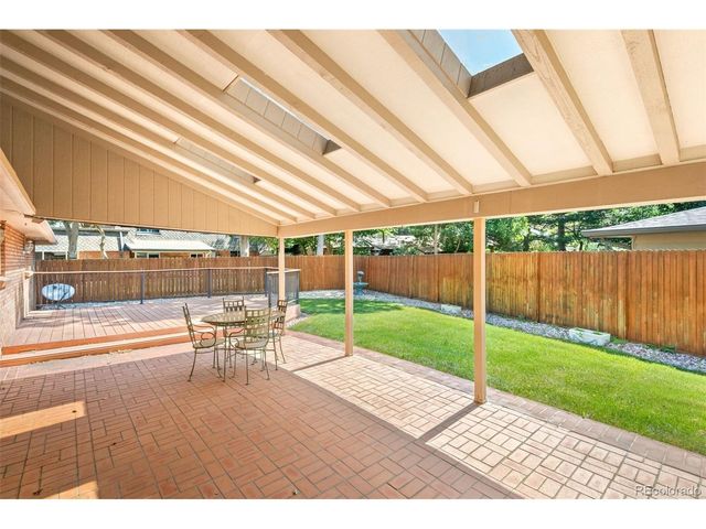 7296 S Chase Ct, Littleton, CO 80128