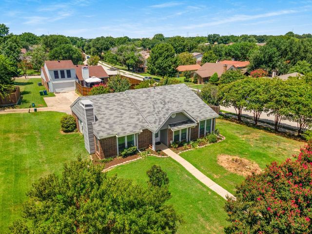 1726 Fern Court, Lewisville, TX 75067