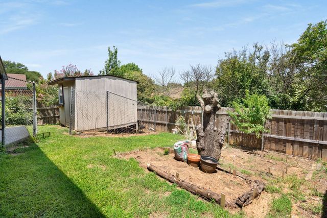 1726 Fern Court, Lewisville, TX 75067