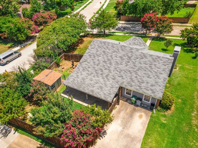 1726 Fern Court, Lewisville, TX 75067