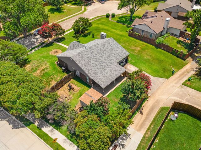 1726 Fern Court, Lewisville, TX 75067