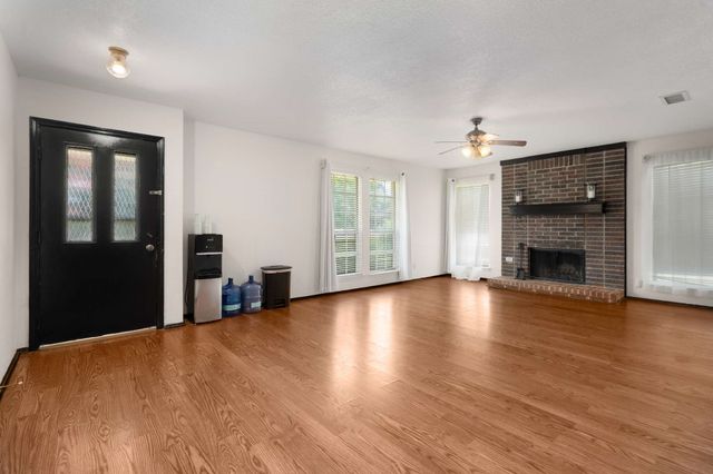 1726 Fern Court, Lewisville, TX 75067