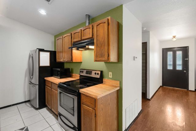 1726 Fern Court, Lewisville, TX 75067