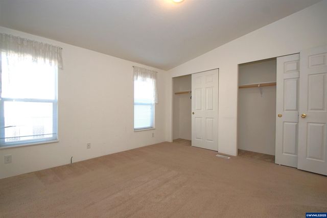 4252 Lemon St NE, Salem, OR 97305