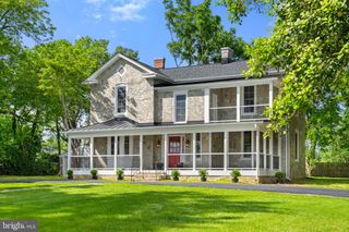 105 E WASHINGTON ST, Remington, VA 22734