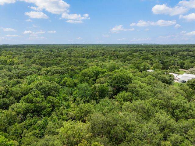 18645 Pickens Road, Washington, TX 77880