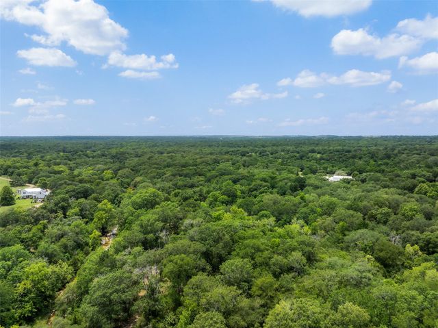 18645 Pickens Road, Washington, TX 77880