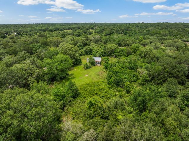 18645 Pickens Road, Washington, TX 77880