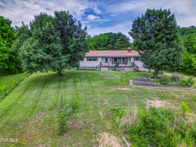 151 Hicks Hollow Lane, Blountville, TN 37617