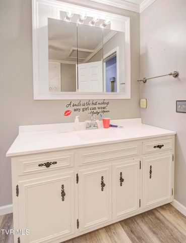 151 Hicks Hollow Lane, Blountville, TN 37617