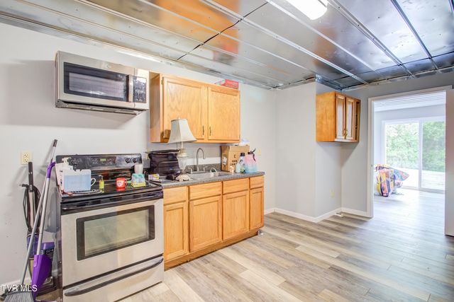 151 Hicks Hollow Lane, Blountville, TN 37617