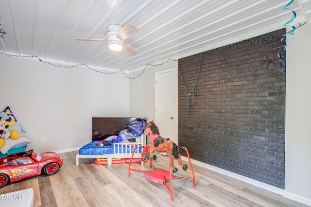151 Hicks Hollow Lane, Blountville, TN 37617