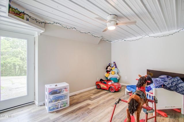 151 Hicks Hollow Lane, Blountville, TN 37617
