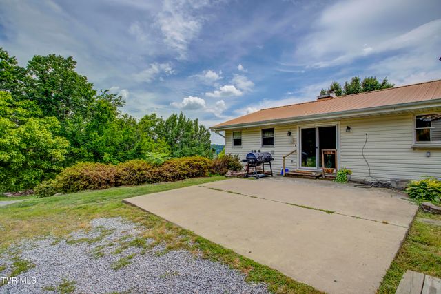 151 Hicks Hollow Lane, Blountville, TN 37617