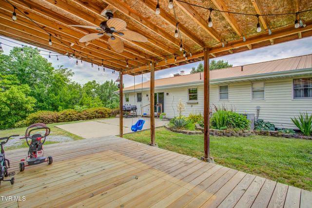 151 Hicks Hollow Lane, Blountville, TN 37617
