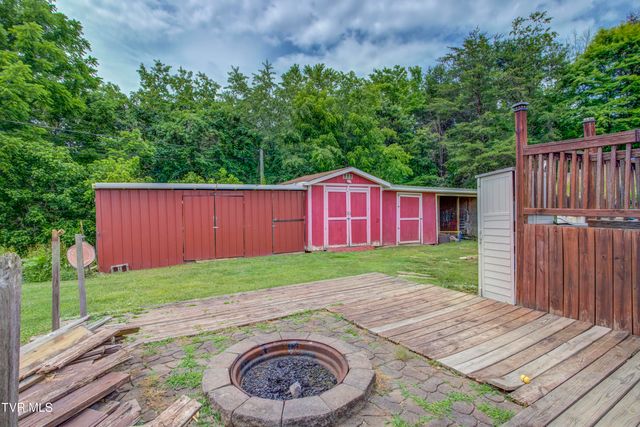 151 Hicks Hollow Lane, Blountville, TN 37617