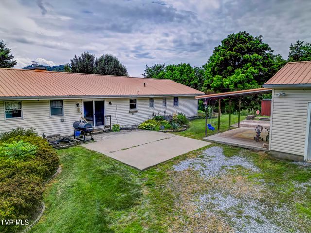 151 Hicks Hollow Lane, Blountville, TN 37617