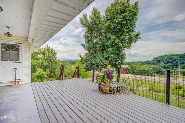 151 Hicks Hollow Lane, Blountville, TN 37617