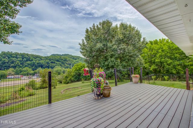 151 Hicks Hollow Lane, Blountville, TN 37617