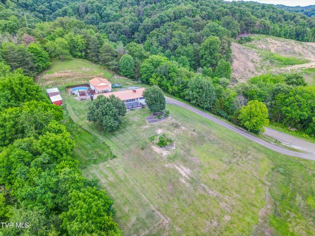 151 Hicks Hollow Lane, Blountville, TN 37617