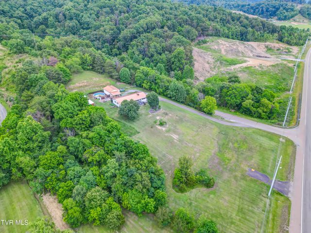 151 Hicks Hollow Lane, Blountville, TN 37617