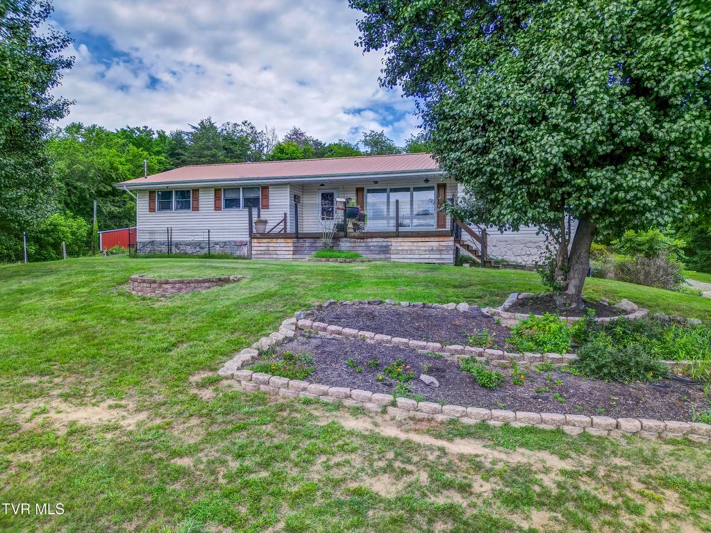 151 Hicks Hollow Lane, Blountville, TN 37617
