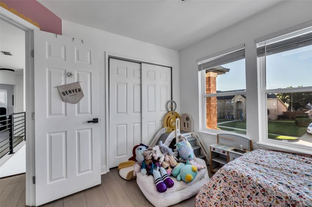 409 Baldwin Street, Grand Prairie, TX 75052