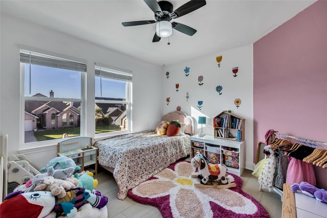 409 Baldwin Street, Grand Prairie, TX 75052