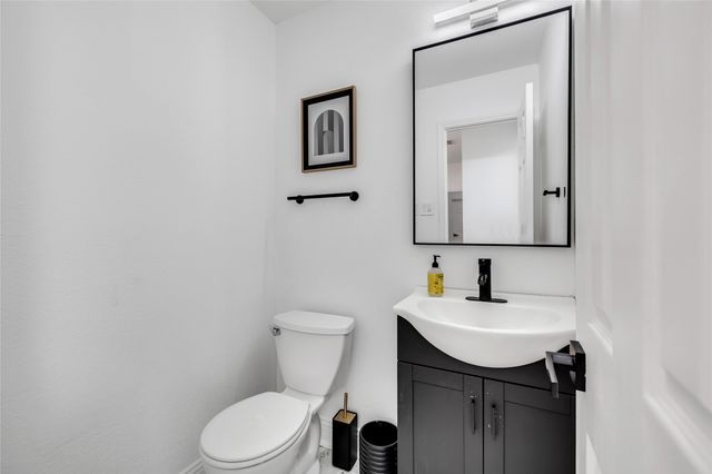 409 Baldwin Street, Grand Prairie, TX 75052