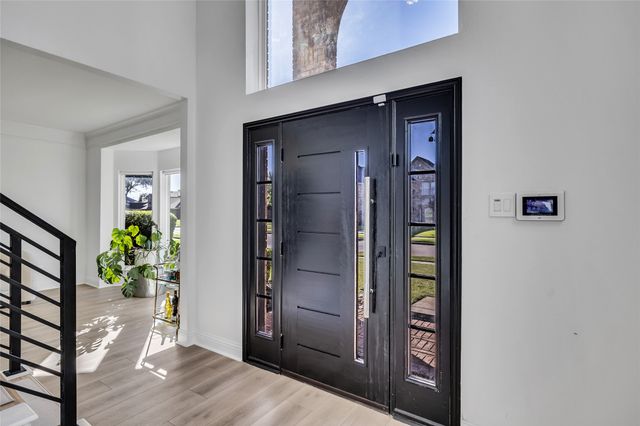 409 Baldwin Street, Grand Prairie, TX 75052