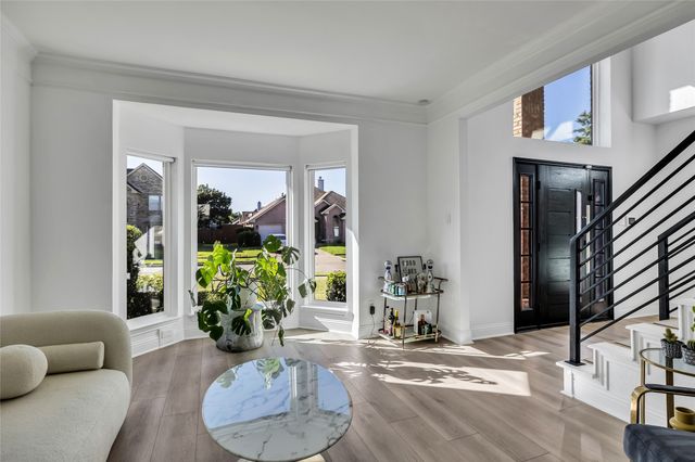 409 Baldwin Street, Grand Prairie, TX 75052