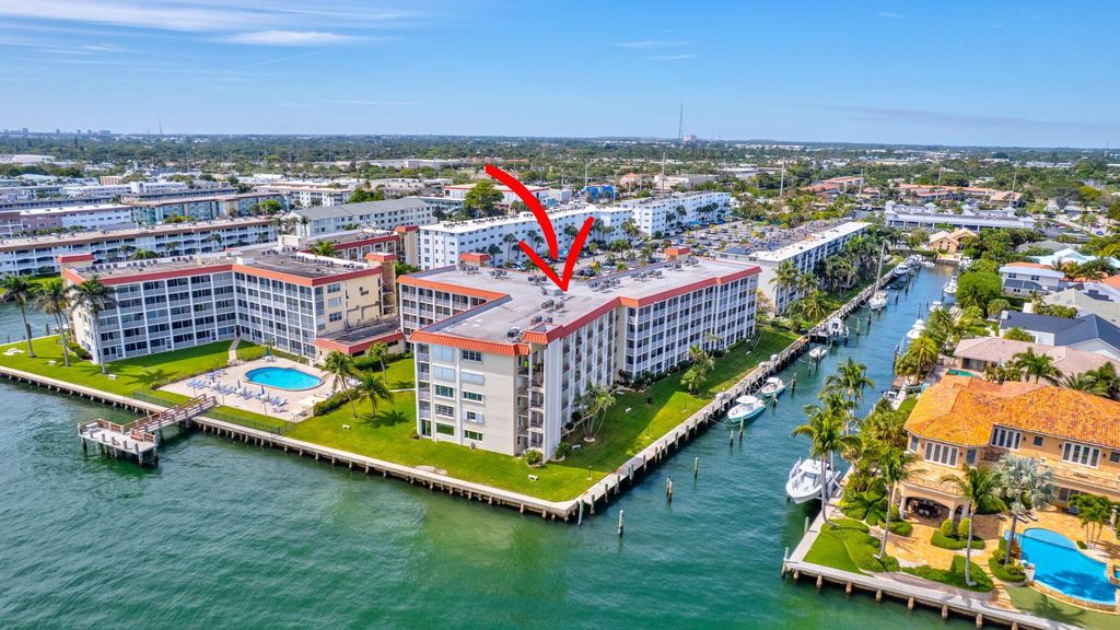 105 Paradise Harbour Boulevard 109, North Palm Beach, FL 33408