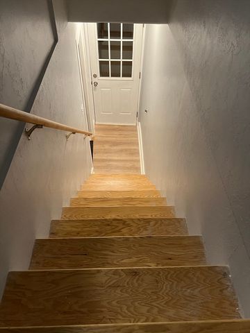 17 Main A, Sutton, MA 01590