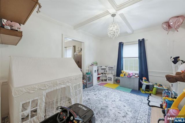 11 Thiem Avenue, Rochelle Park, NJ 07662