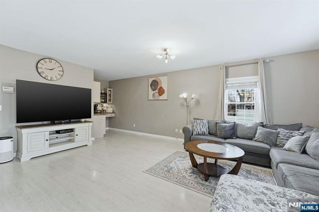 11 Thiem Avenue, Rochelle Park, NJ 07662