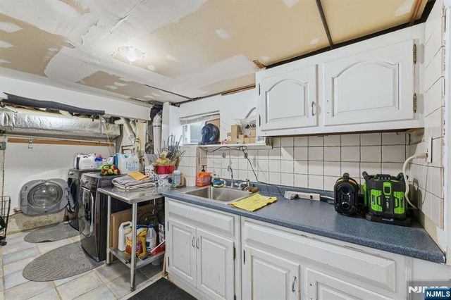 11 Thiem Avenue, Rochelle Park, NJ 07662