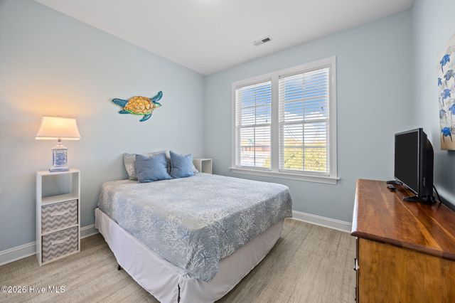 115 E Bogue Boulevard, Atlantic Beach, NC 28512