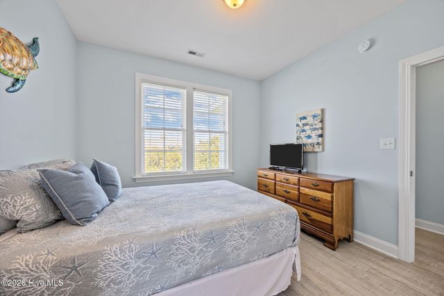 115 E Bogue Boulevard, Atlantic Beach, NC 28512