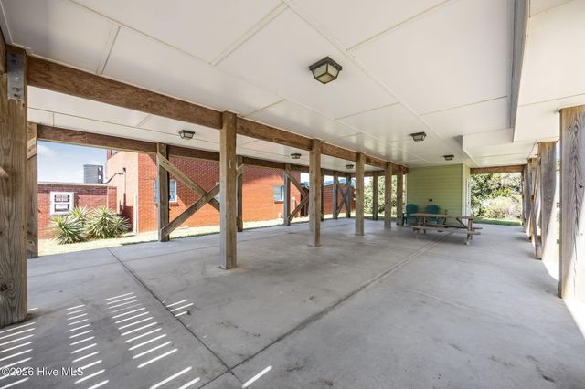 115 E Bogue Boulevard, Atlantic Beach, NC 28512