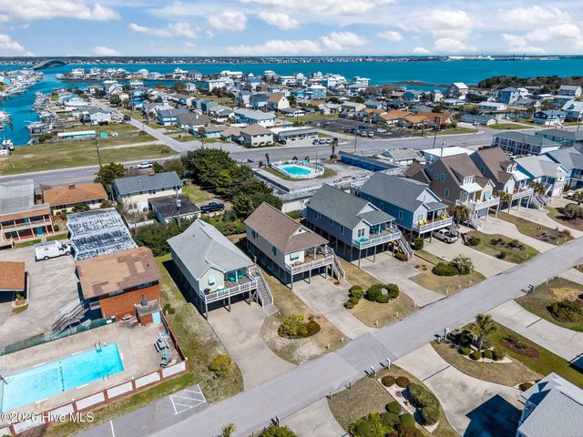 115 E Bogue Boulevard, Atlantic Beach, NC 28512