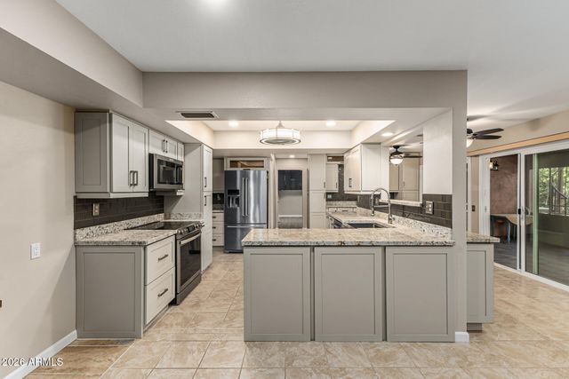 13226 W POMEGRANATE Drive, Sun City West, AZ 85375