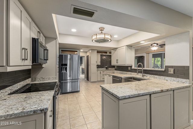 13226 W POMEGRANATE Drive, Sun City West, AZ 85375