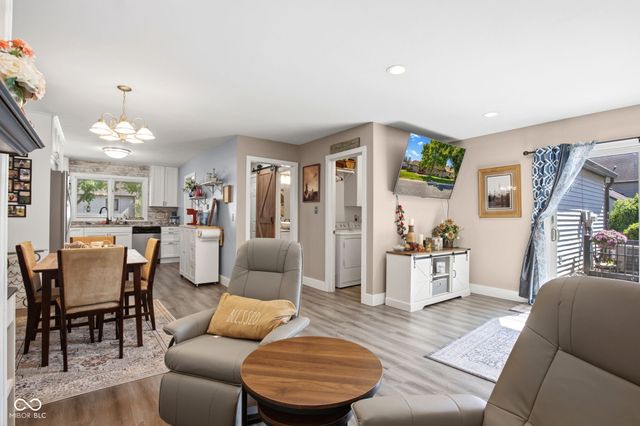 5924 Highgate Circle E, Indianapolis, IN 46250