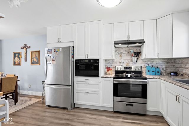 5924 Highgate Circle E, Indianapolis, IN 46250