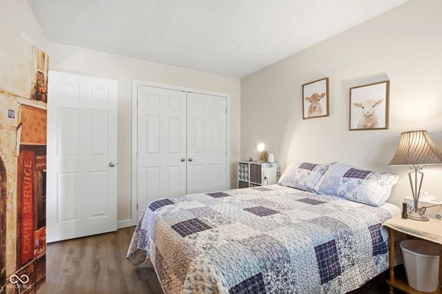 5924 Highgate Circle E, Indianapolis, IN 46250