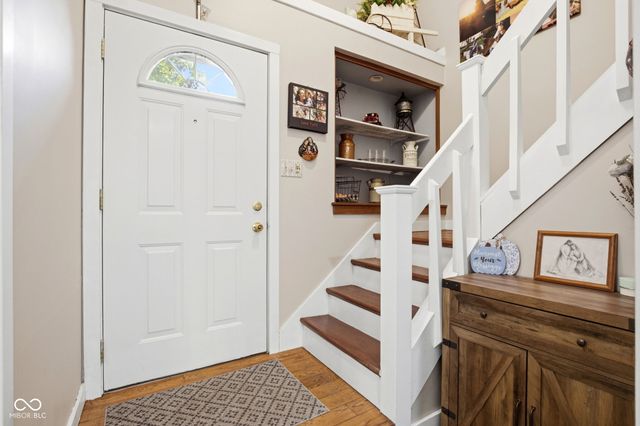 5924 Highgate Circle E, Indianapolis, IN 46250